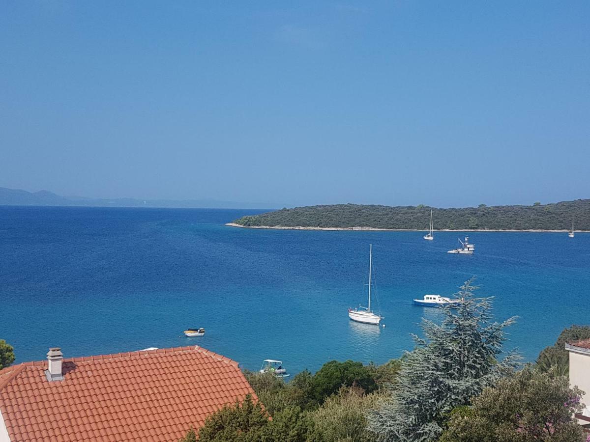 Blue Sea Blue Sky Lägenhet Lovište Exteriör bild